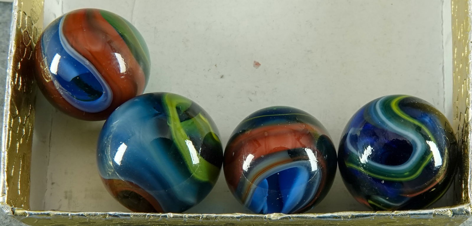 VACOR DE MEXICO, Michelangelo. 4 marbles. (1 of 2)