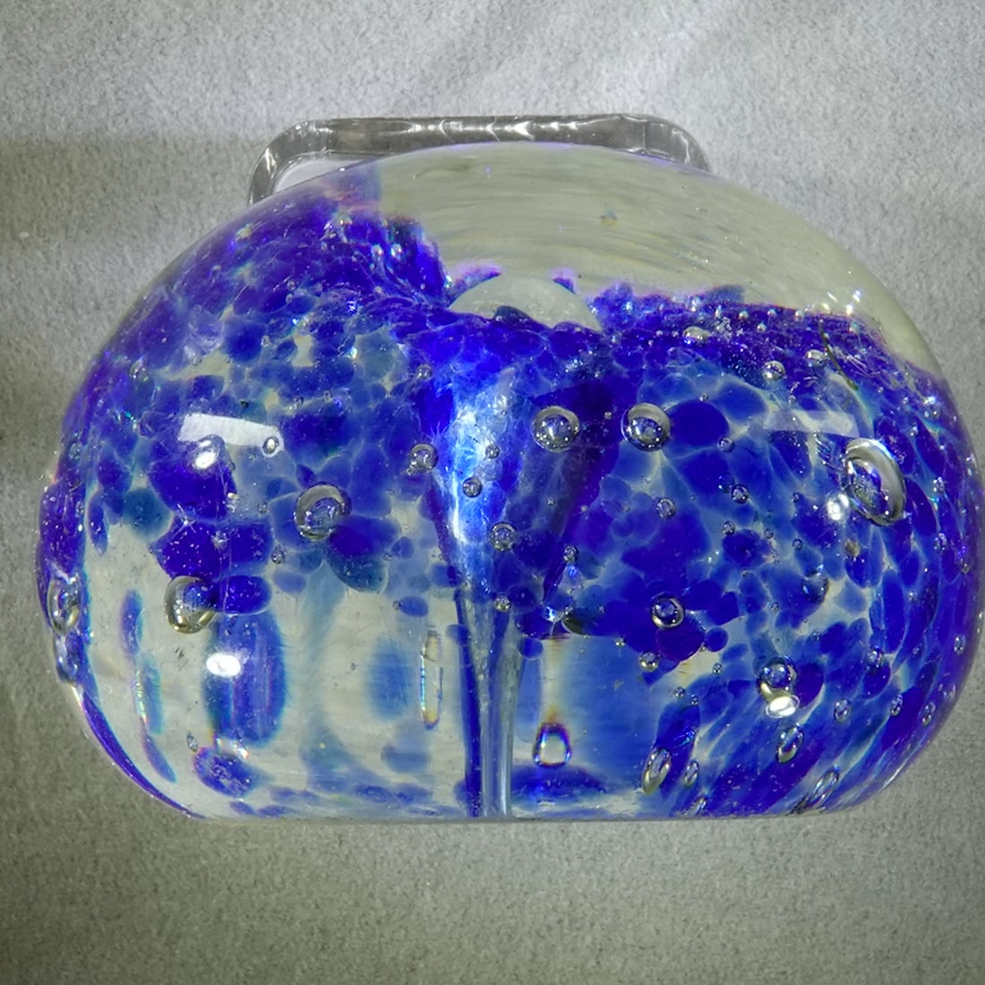 PAPERWEIGHT. 2 modern paperweights. - 5