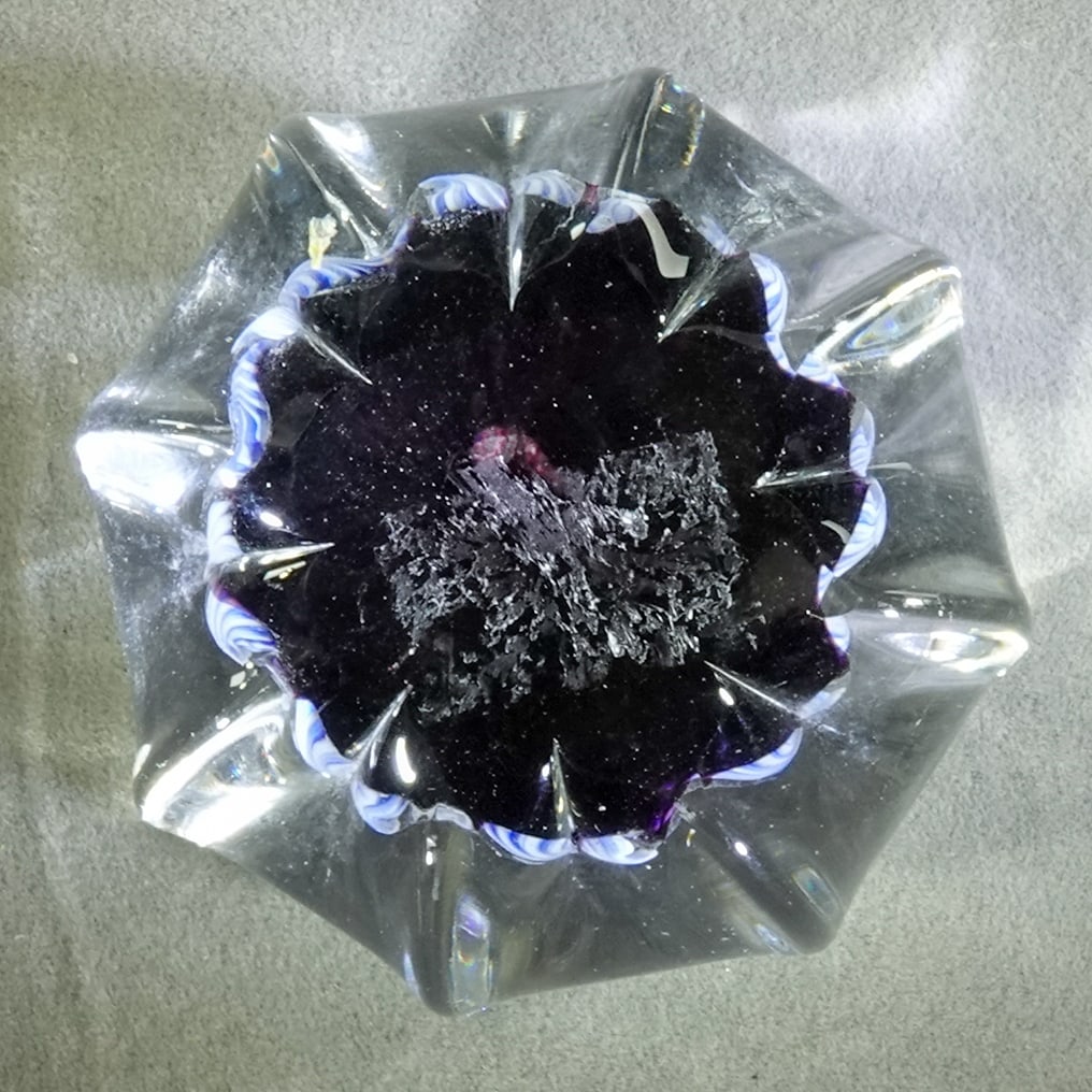 PAPERWEIGHT, Peter McDougal. - 2
