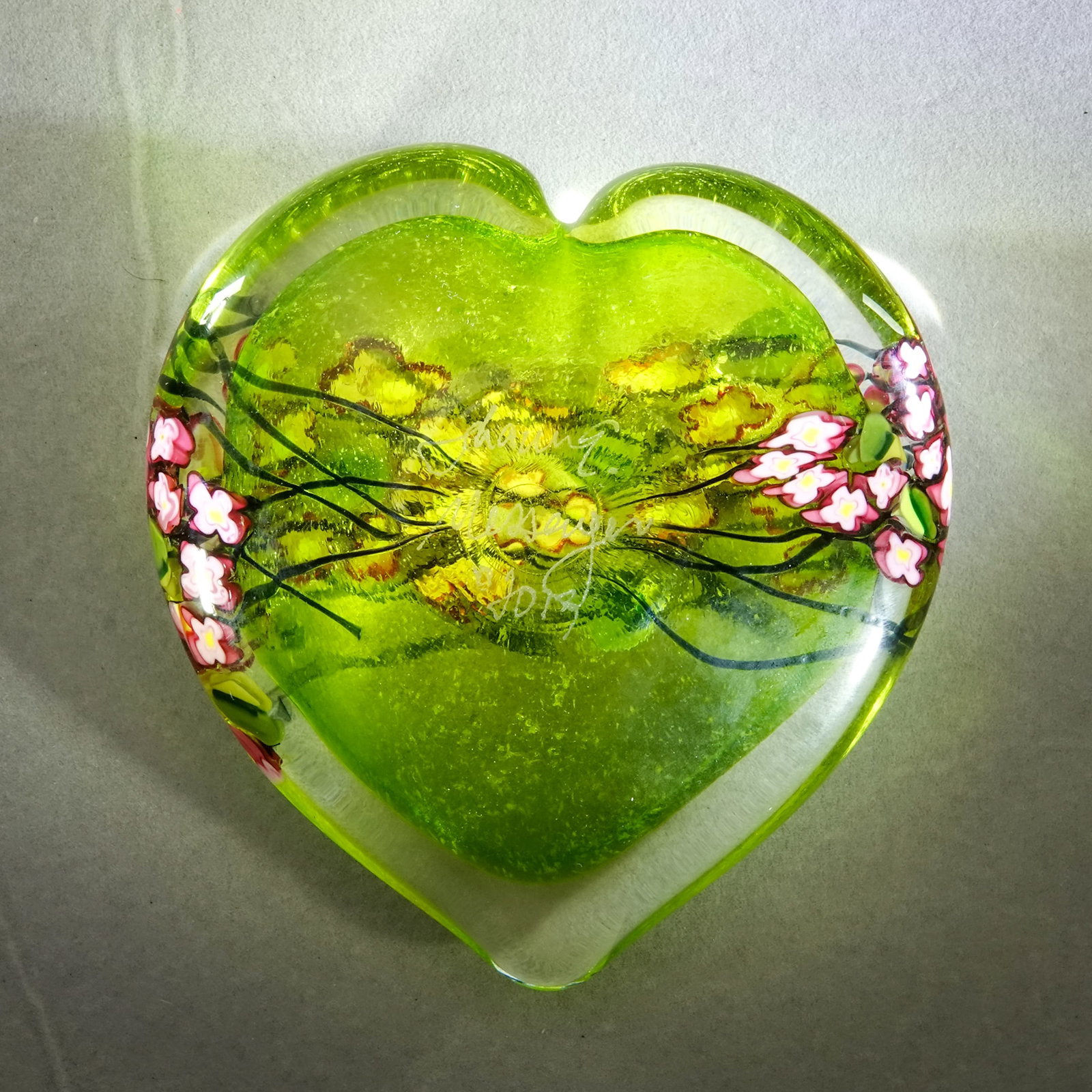 PAPERWEIGHT, Shawn Messenger. - 2