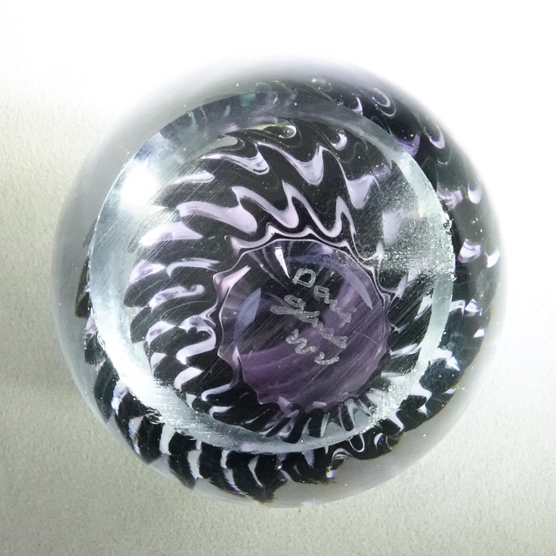 PAPERWEIGHT, Davis Glass Studio. - 4
