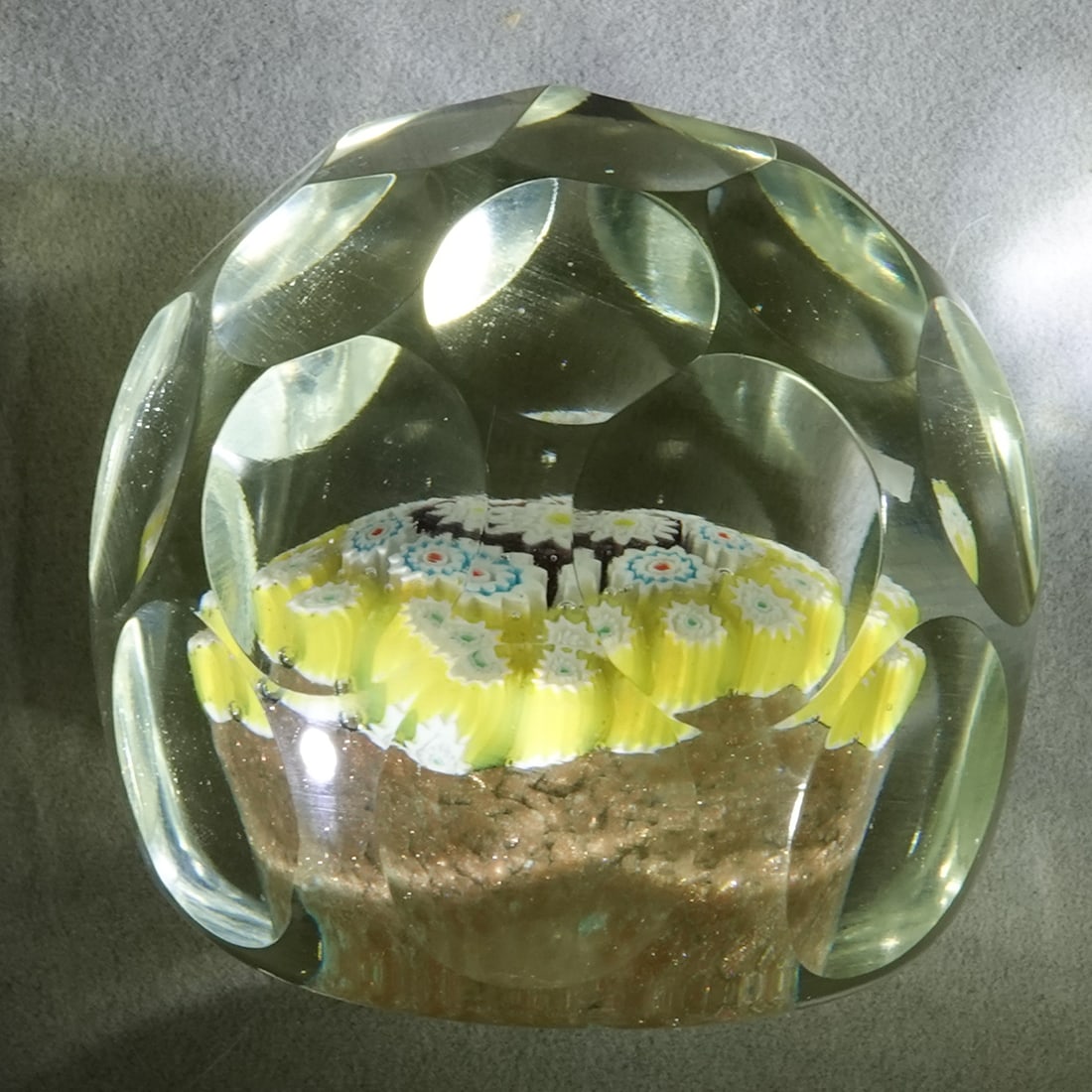 PAPERWEIGHT, Murano. - 3