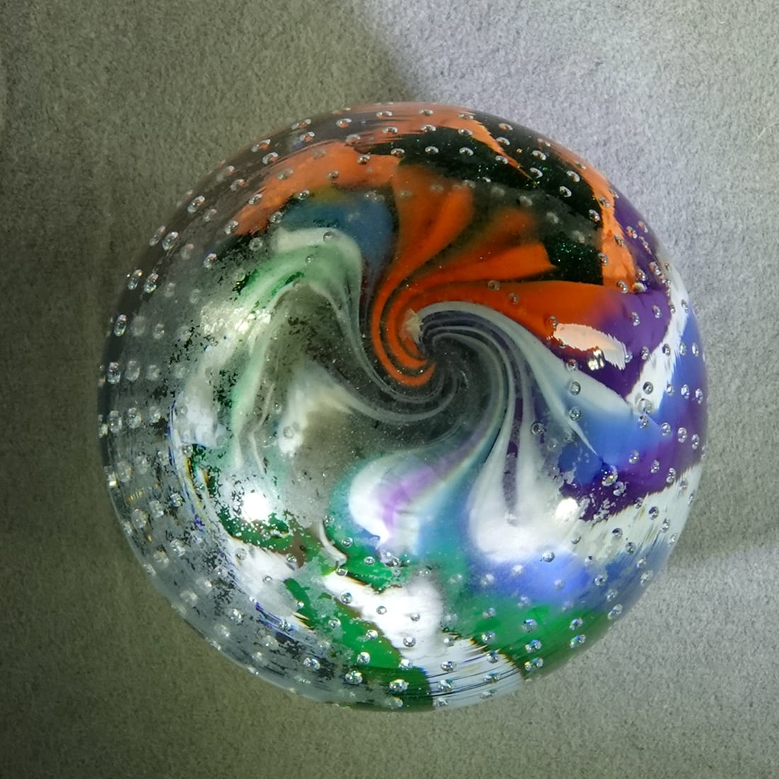 PAPERWEIGHT, Davis Glass Studio. - 3
