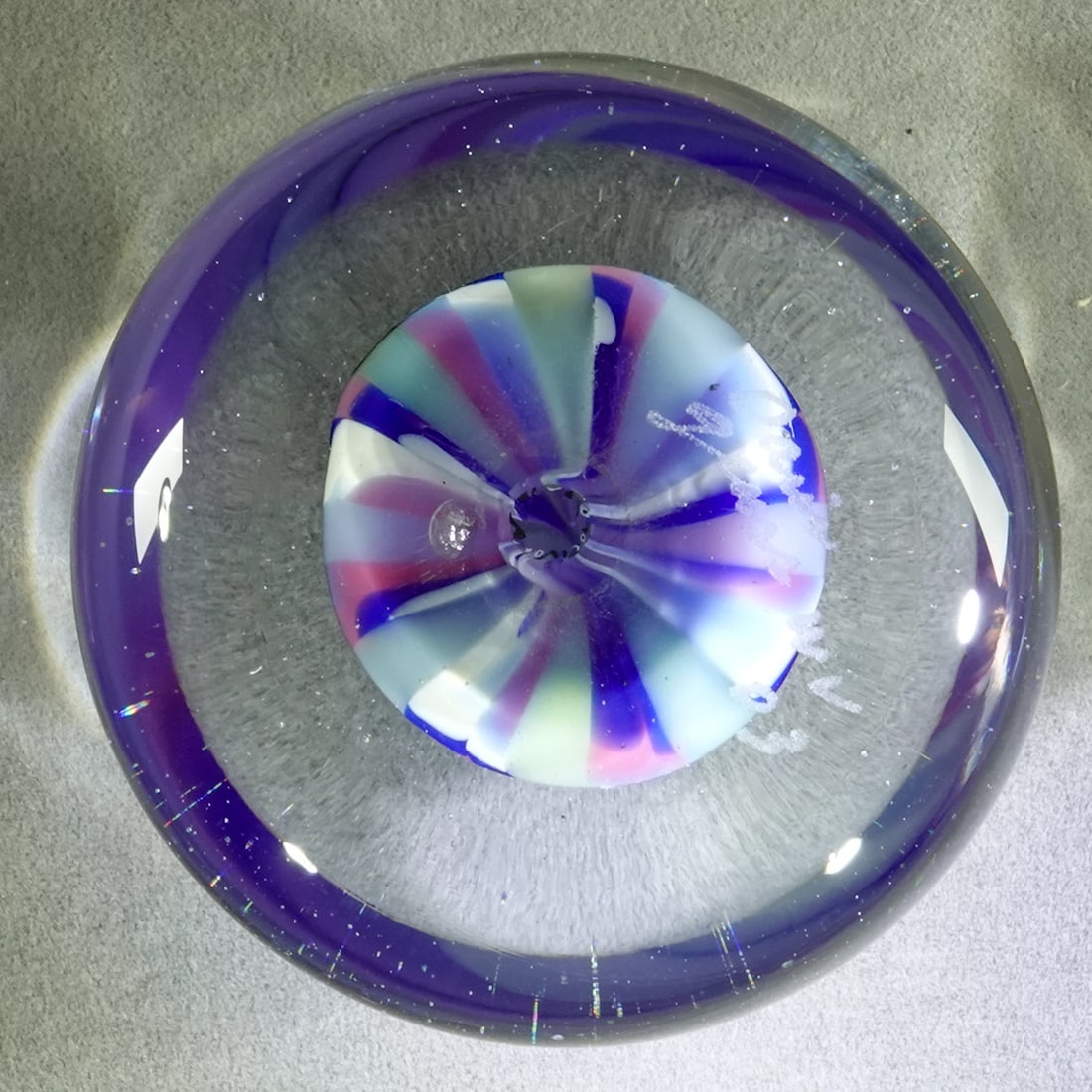 PAPERWEIGHT, Davis Glass Studio. - 4