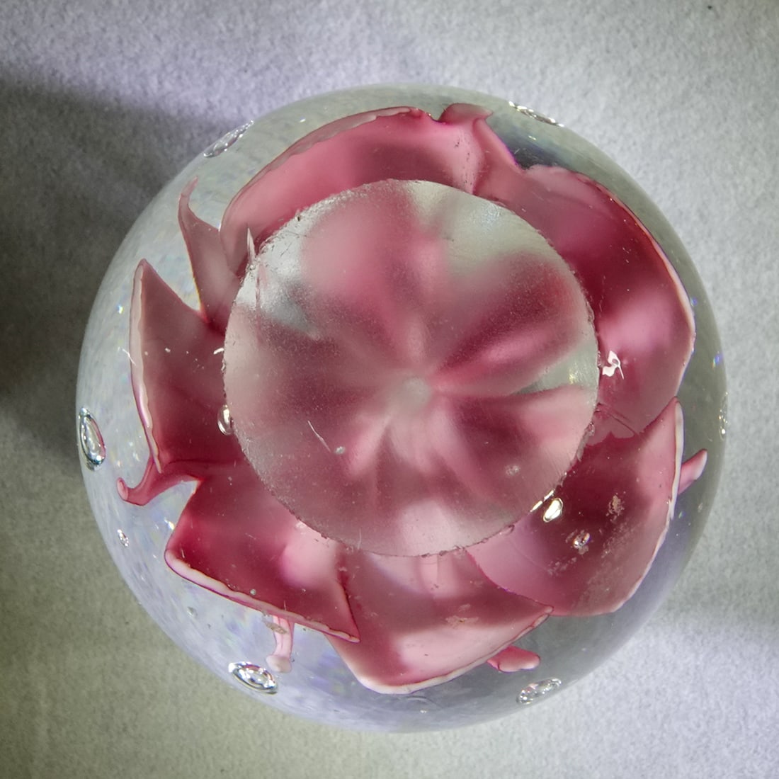 PAPERWEIGHT, Unsigned. - 4