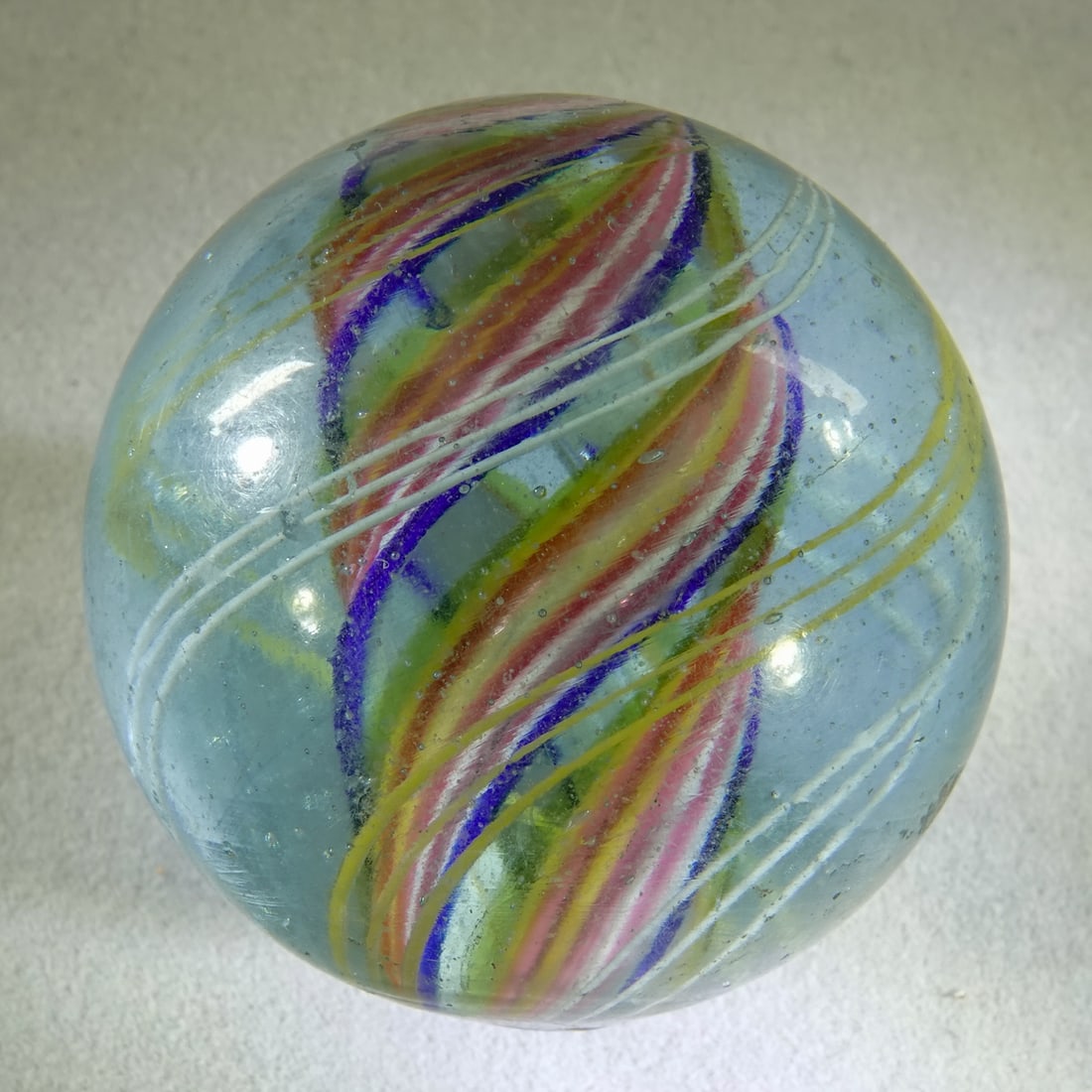 SWIRL, Divided Core. 1-3/4". Near Mint(+) (8.7). (1 of 6)