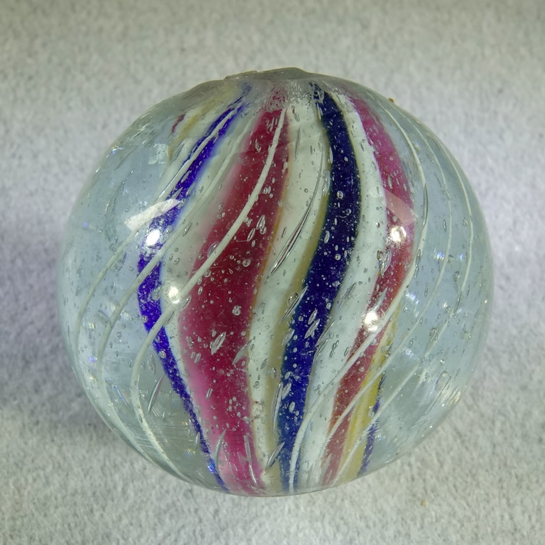 SWIRL, Solid Core. 1". Mint (9.9). - 2