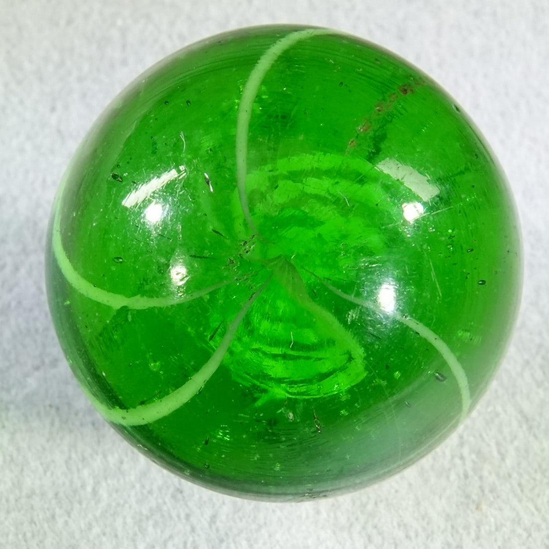 SWIRL, Ribbon Core. 27/32". Mint (9.8). - 6