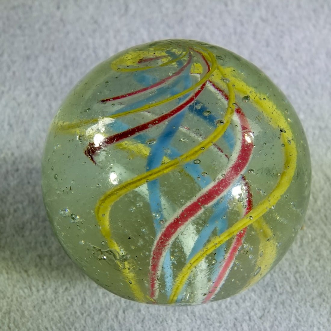 SWIRL, Divided Core. 13/16". Mint(-) (9.0). - 2
