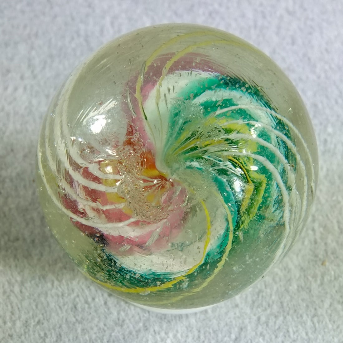 SWIRL, Ribbon Core. 3/4". Mint (9.8). - 6
