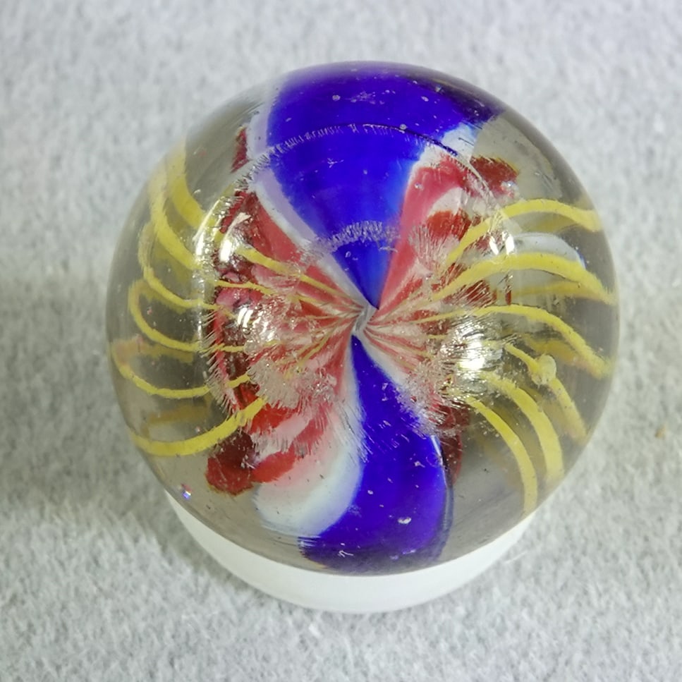 SWIRL, Ribbon Core. 19/32". Mint (9.9). - 6