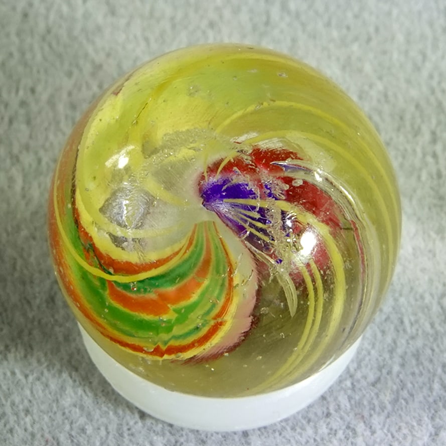 SWIRL, Ribbon Core. 9/16". Mint (9.9). - 6