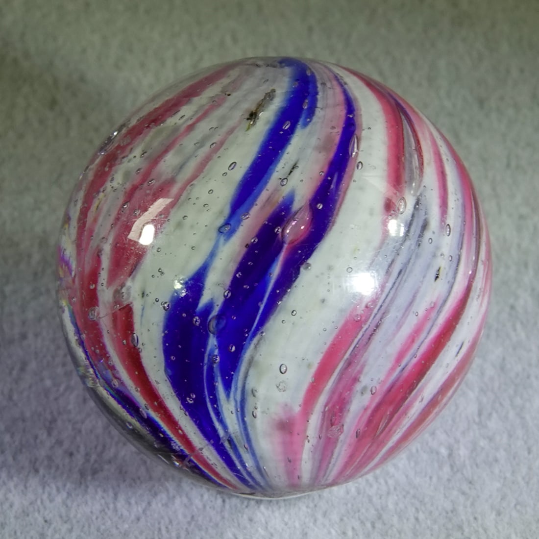 END OF DAY, Paneled Onionskin. 27/32". Mint(-) (9.1). (1 of 6)