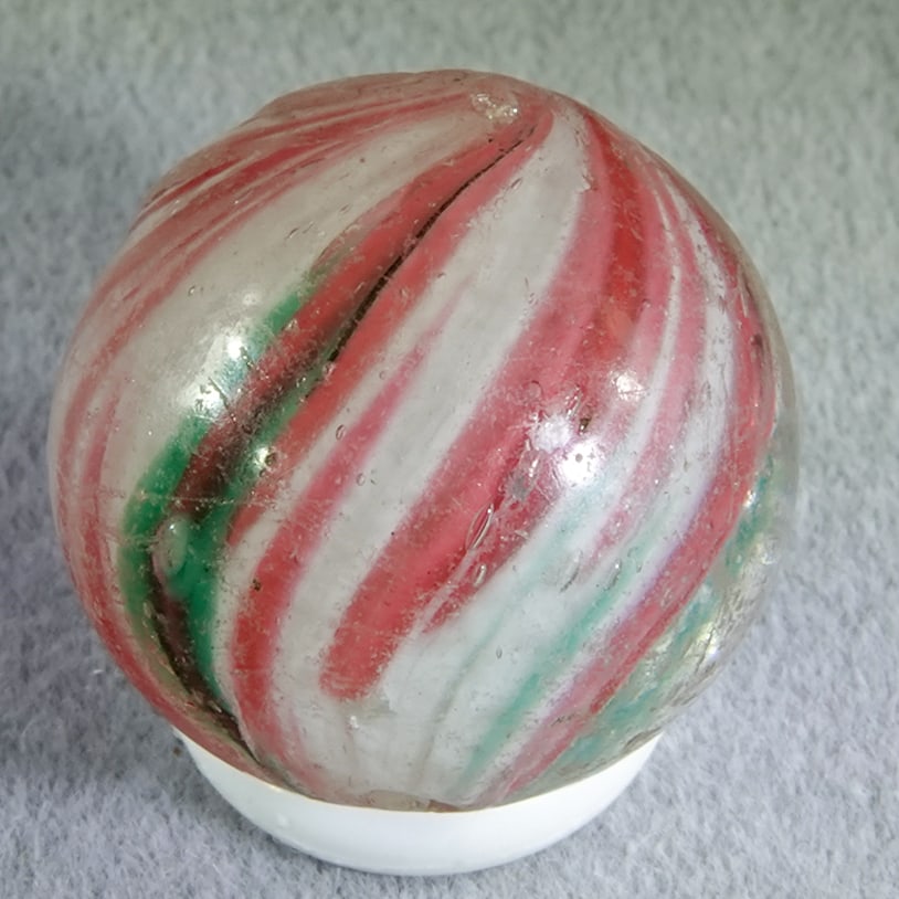 END OF DAY, Paneled Onionskin. With Mica. 21/32". Near Mint (8.4). (1 of 7)