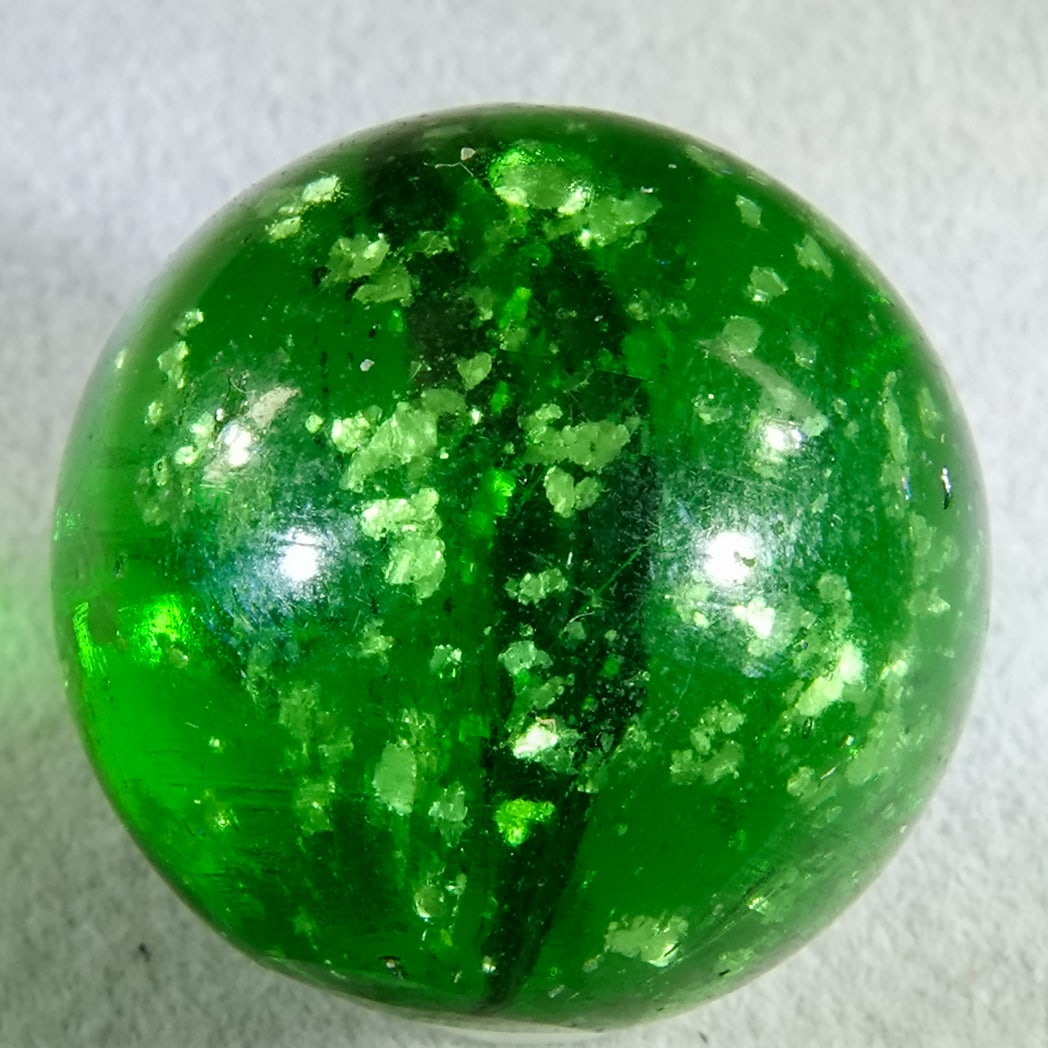 OTHER HANDMADE, Mica. 27/32". Mint (9.9). (1 of 6)