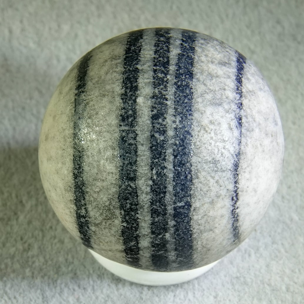 NON-GLASS HANDMADE, Limestone. 11/16". Mint (9.9). (1 of 8)