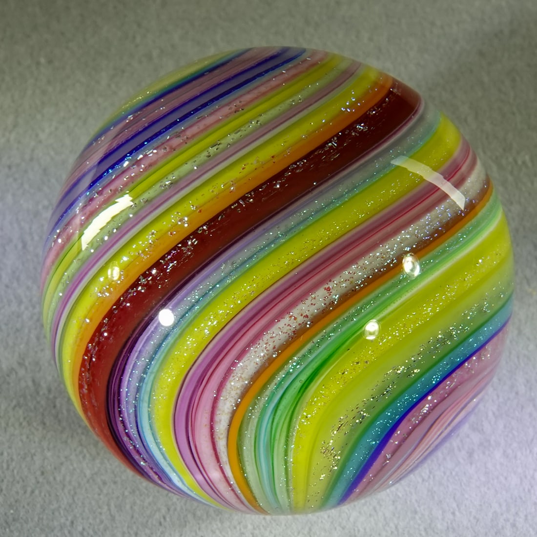 CONTEMPORARY HANDMADE, Brian Toseland. 1-9/16". Mint (9.9). (1 of 6)