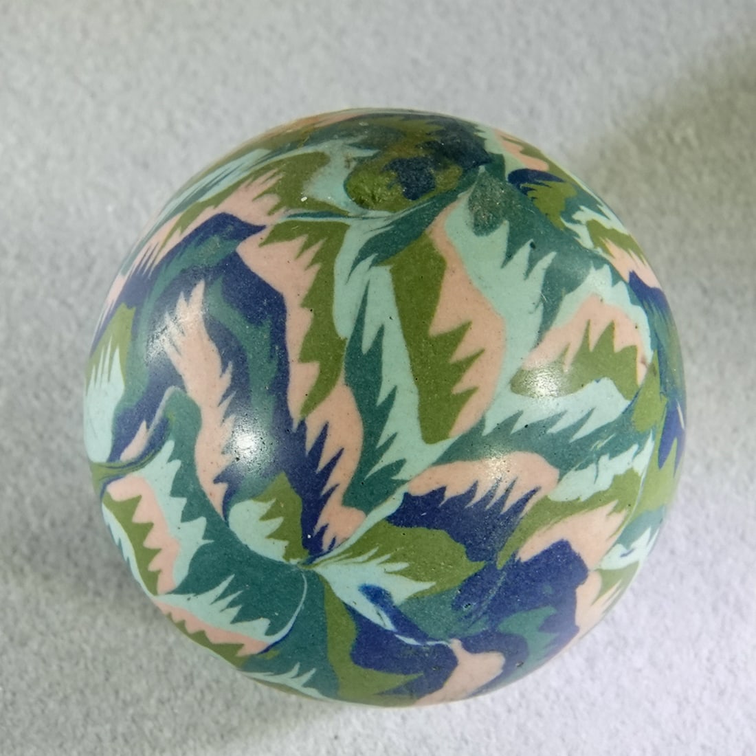 CONTEMPORARY HANDMADE, Larry Castle. 1-1/4". Mint (9.9). (1 of 6)