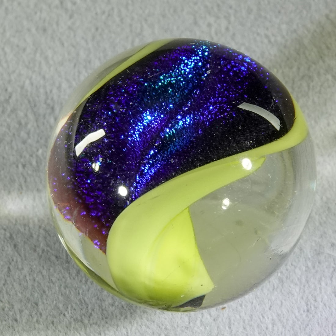 CONTEMPORARY HANDMADE, Phil MacGothlin. 7/8". Mint (9.9). - 2