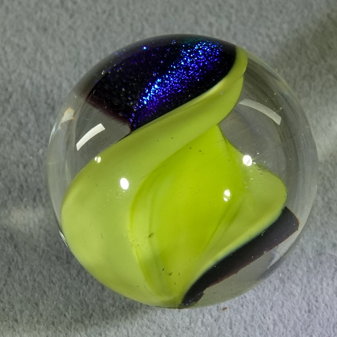 CONTEMPORARY HANDMADE, Phil MacGothlin. 7/8". Mint (9.9). - 3