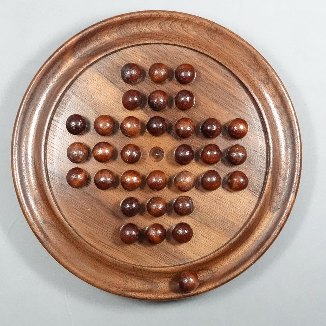 MISCELLANEOUS, Game. Modern Solitaire Board with 33 Wood Marbles. (1 of 8)