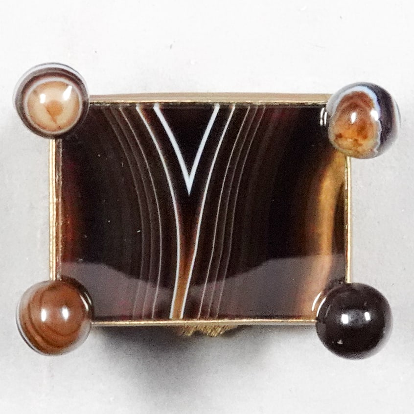MISCELLANEOUS, Objet d'Vertu. Agate Casket. - 5