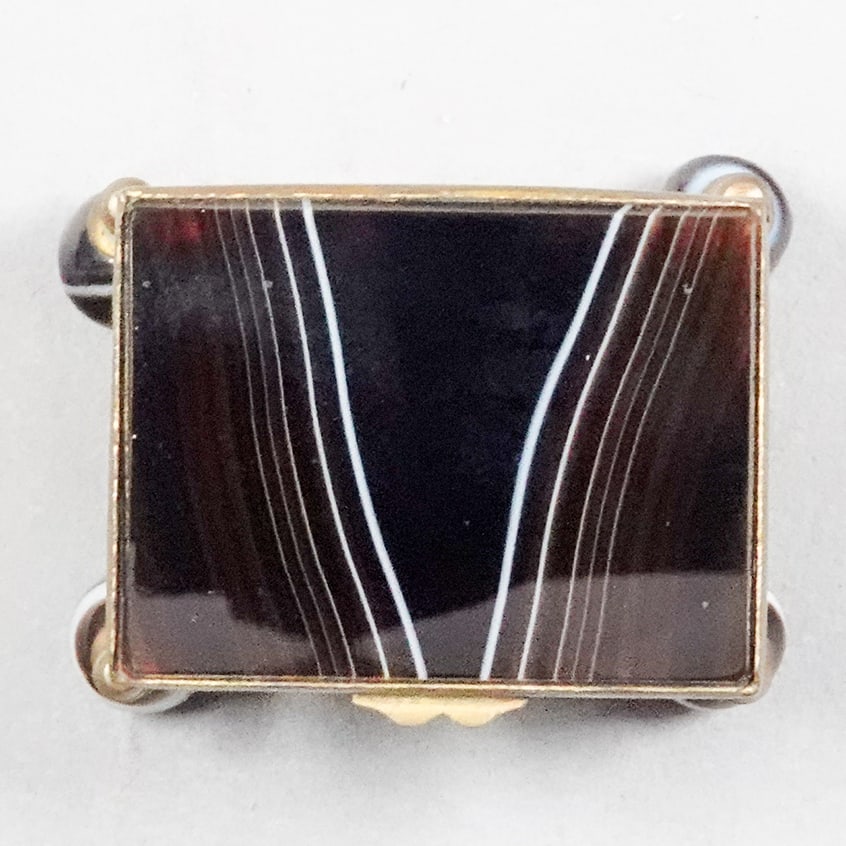 MISCELLANEOUS, Objet d'Vertu. Agate Casket. - 6