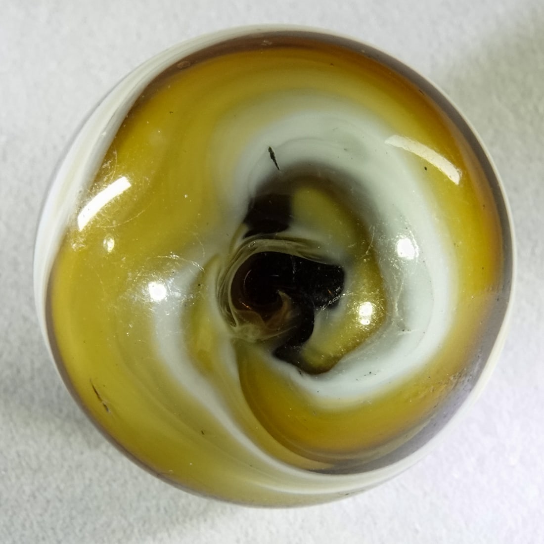 TRANSITIONAL, Melted Pontil. 1-7/16". Polished . - 7