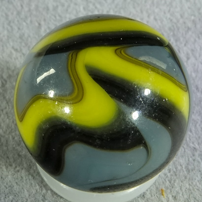 CHRISTENSEN AGATE COMPANY, Swirl. 5/8". Near Mint(+) (8.8). (1 of 6)