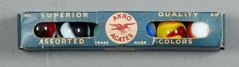 AKRO AGATE COMPANY, Original Package. No. A-16 sleeve. (1 of 4)
