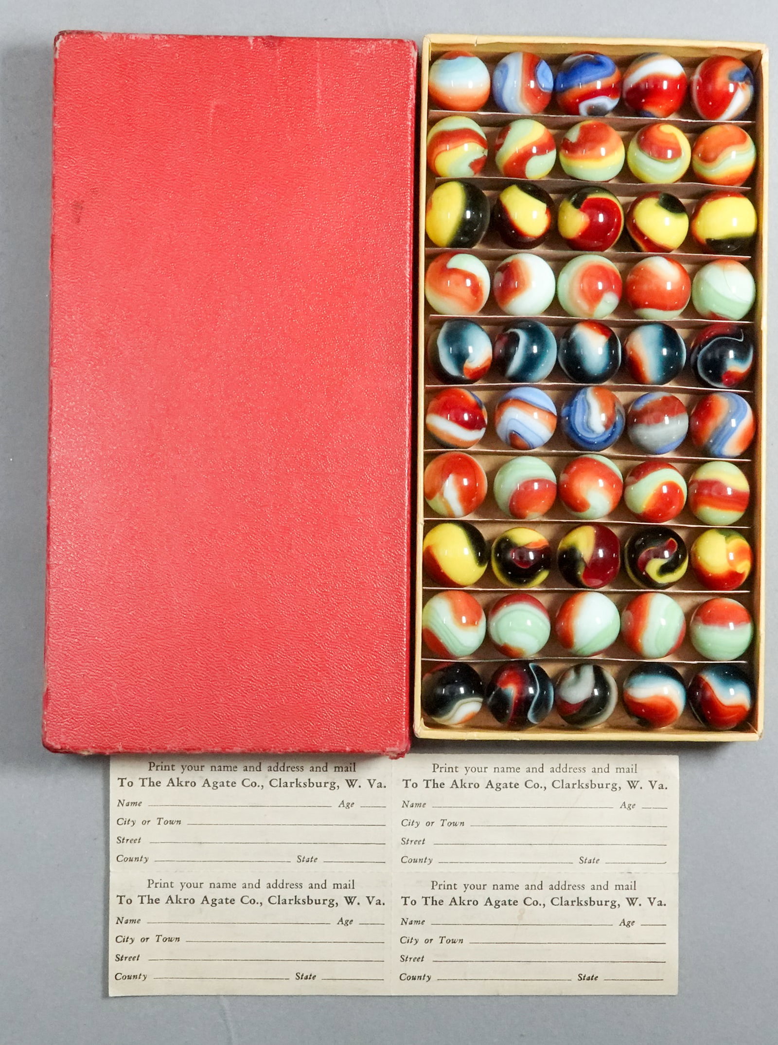 AKRO AGATE COMPANY, Original Package. Rare Tri-Color Corkscrew stock box. (1 of 14)