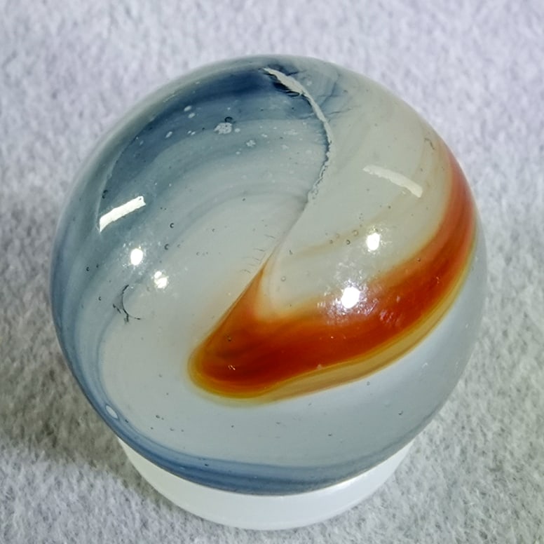 AKRO AGATE COMPANY, Corkscrew. 5/8". Near Mint(+) (8.8). (1 of 7)