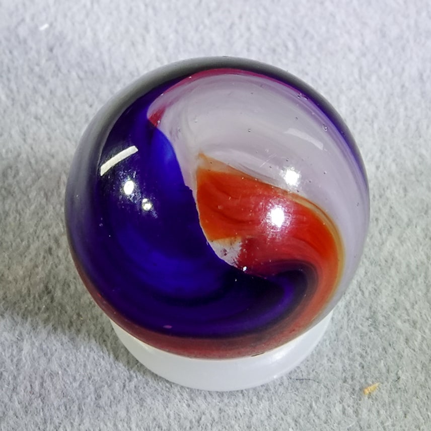 AKRO AGATE COMPANY, Popeye Corkscrew. 5/8". Near Mint(+) (8.9). (1 of 7)