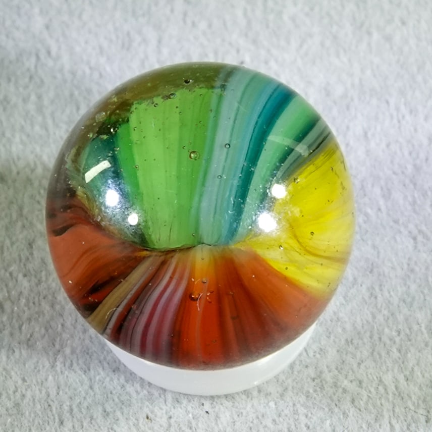 AKRO AGATE COMPANY, Sparkler. 5/8". Mint (9.9). (1 of 7)