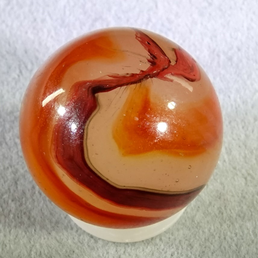 AKRO AGATE COMPANY, Carnelian Oxblood. 11/16". Mint (9.8). (1 of 7)