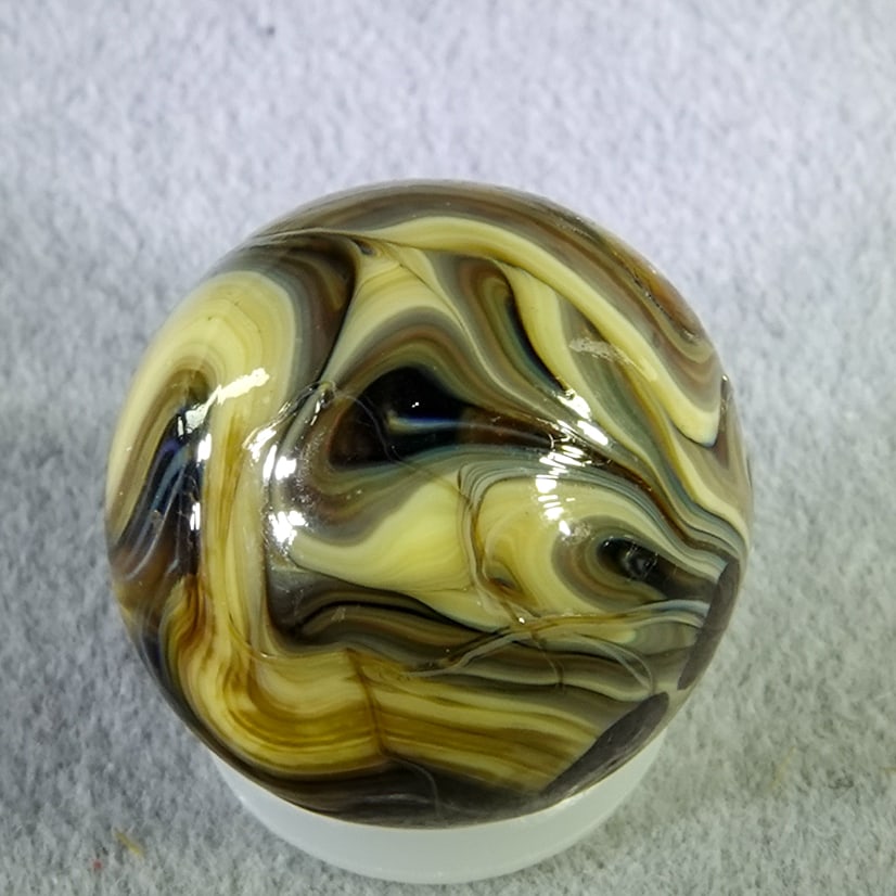 CHAMPION AGATE COMPANY, Furnace Scraping. 19/32". Mint(-) (9.2). (1 of 7)