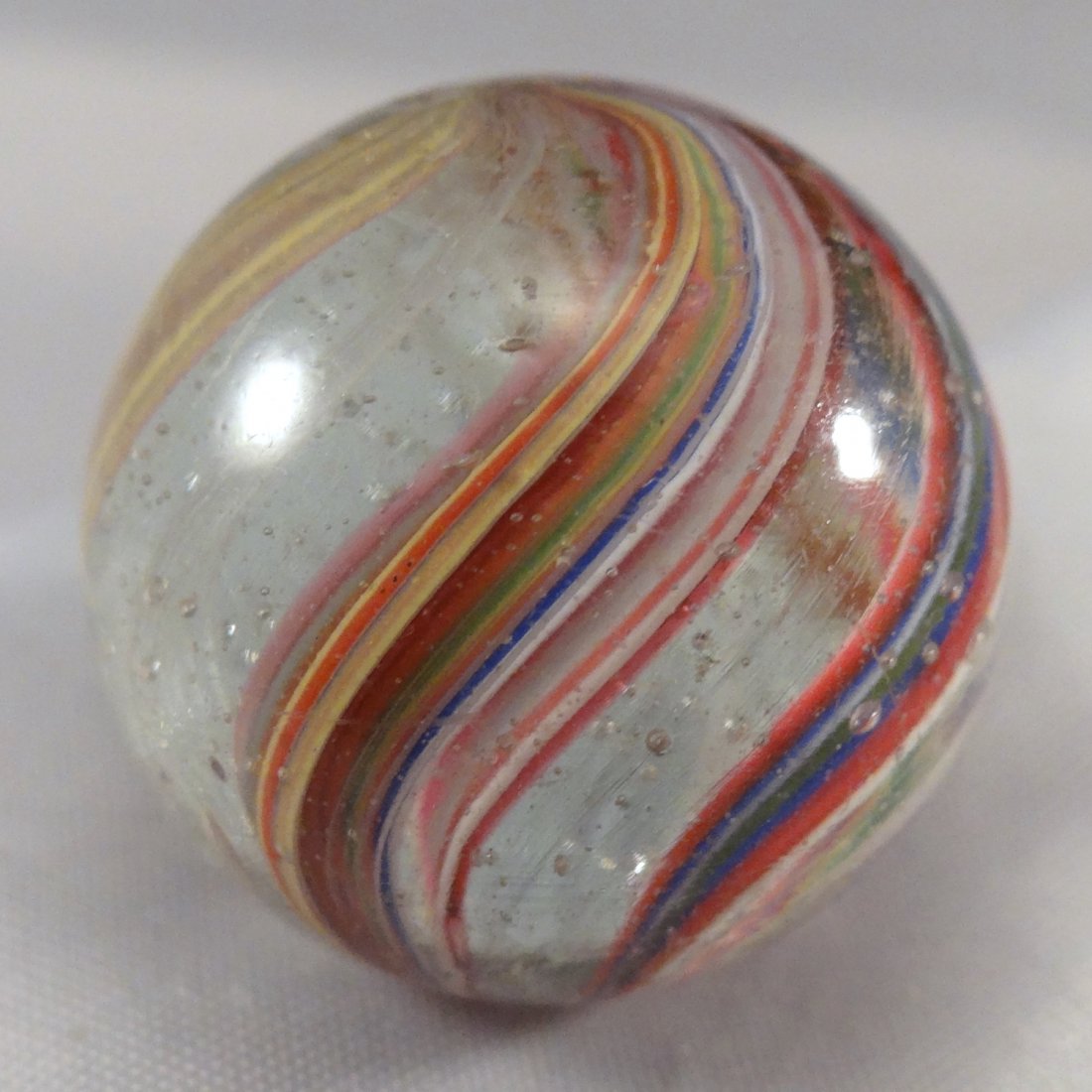 Marbles: Lot 22.  SWIRL, Latticinio Core. Mint (9.8). (1 of 3)