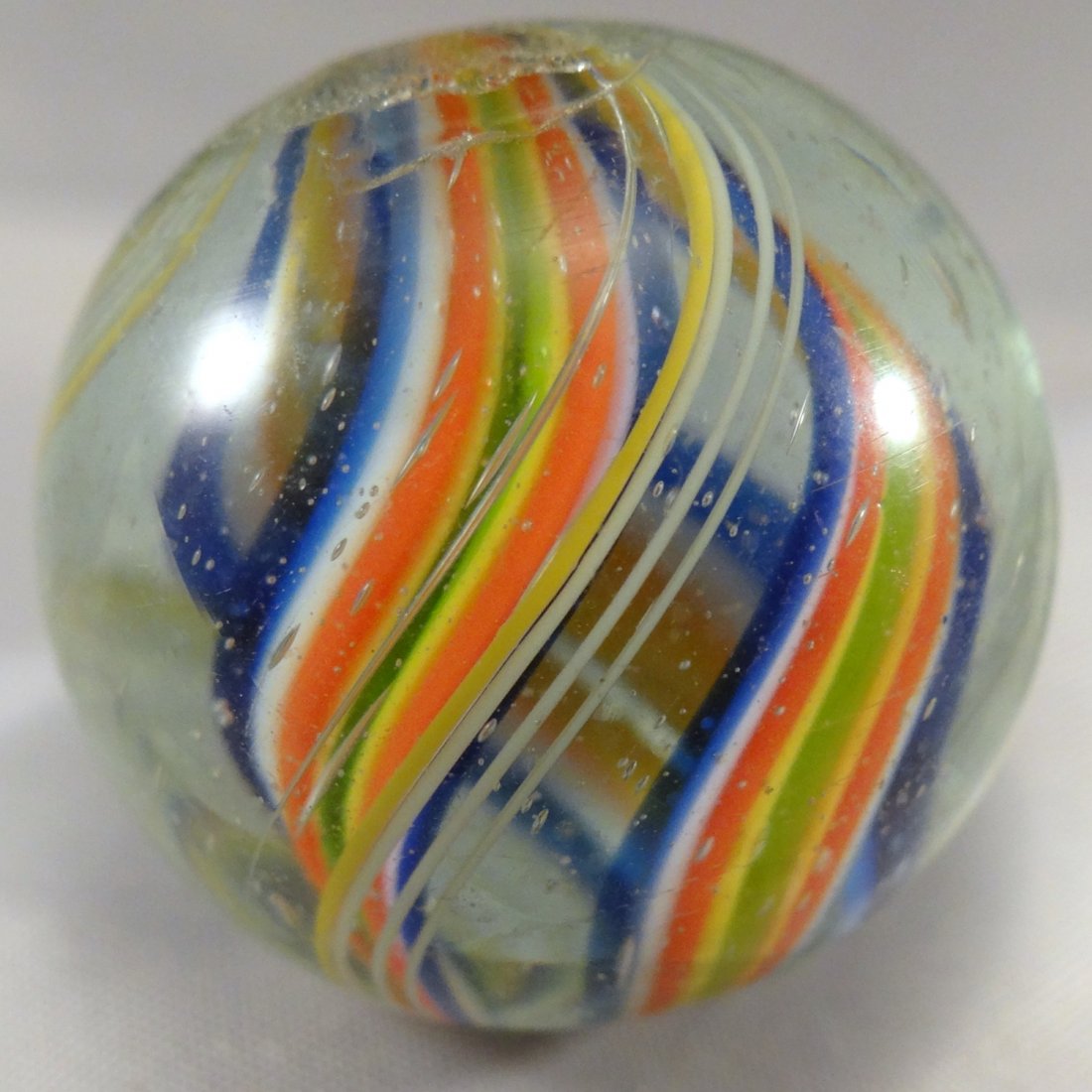 Marbles: Lot 23.  SWIRL, Divided Core. Mint(-) (9). (1 of 4)