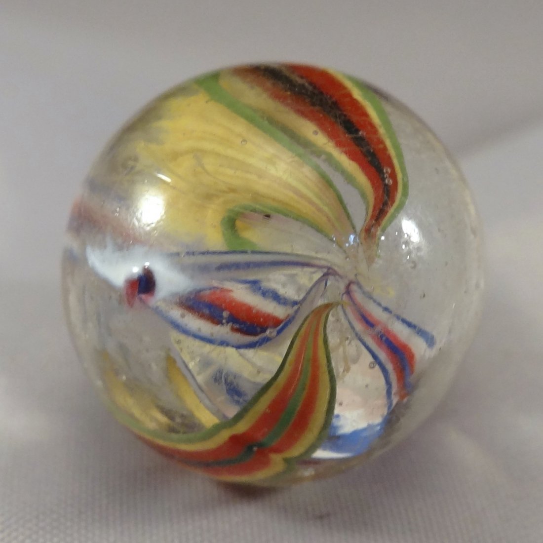 Marbles: Lot 71.  SWIRL, Latticinio Core. Mint (9.9). (1 of 5)
