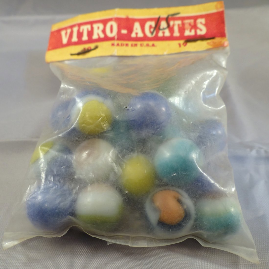 Marbles: Lot 93.  VITRO, Original package. NM(+) (8.9). (1 of 2)