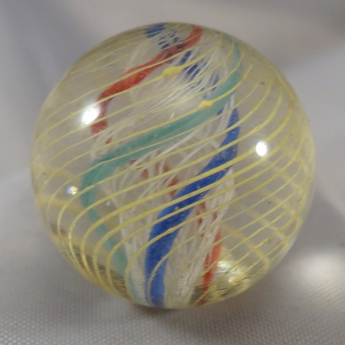 Marbles: Lot 100.  SWIRL, Latticinio Core. Mint (9.9). (1 of 6)