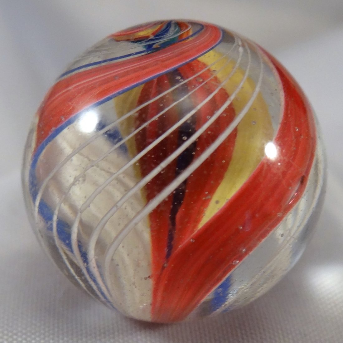 Marbles: Lot 101.  SWIRL, Ribbon Core. Mint (9.9). (1 of 6)
