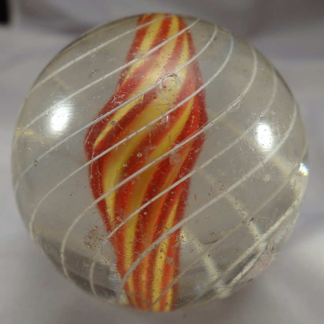 Marbles: Lot 160.  SWIRL, Solid Core. NM (8.3). (1 of 4)