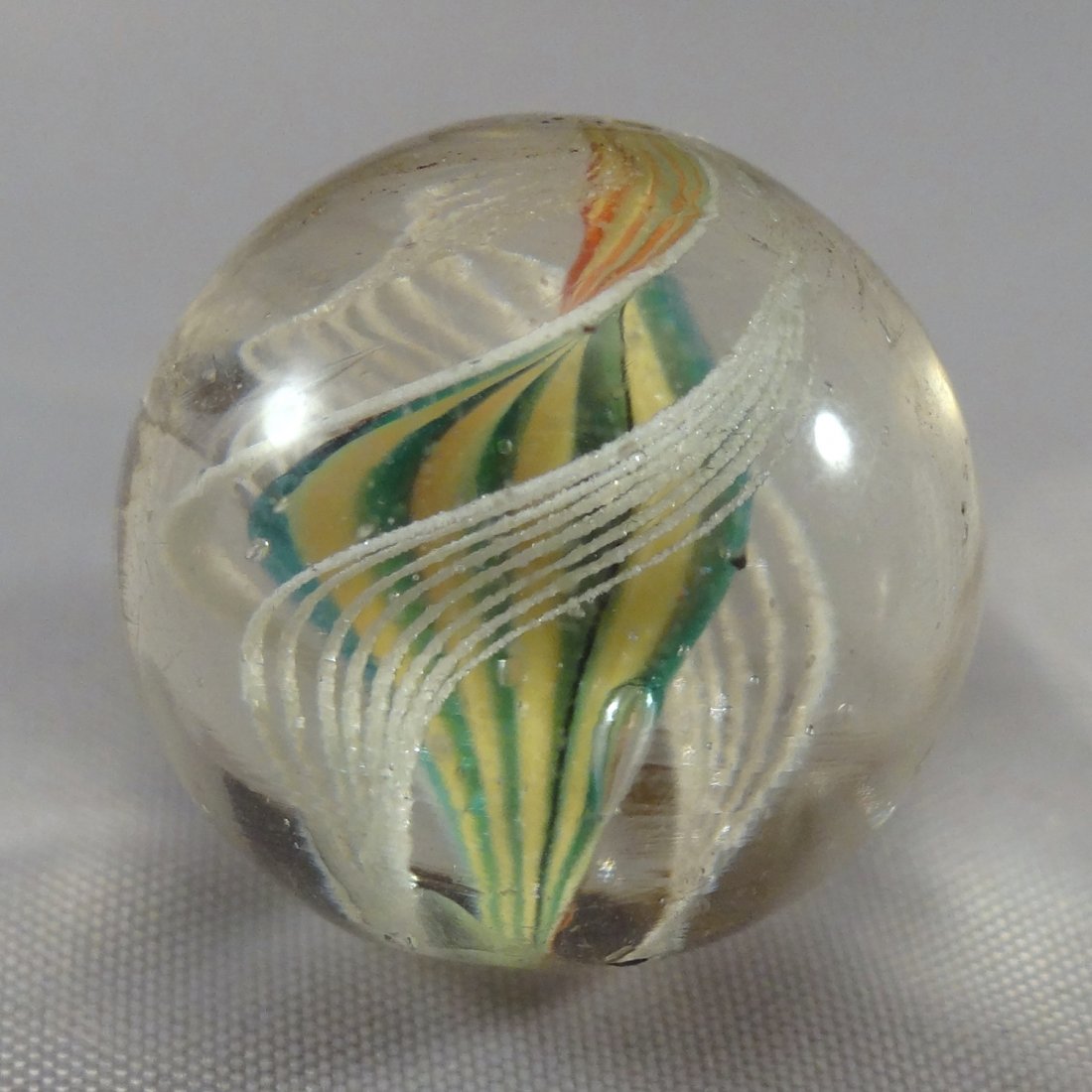 Marbles: Lot 203.  SWIRL, Ribbon Core. Mint (9.9). (1 of 6)