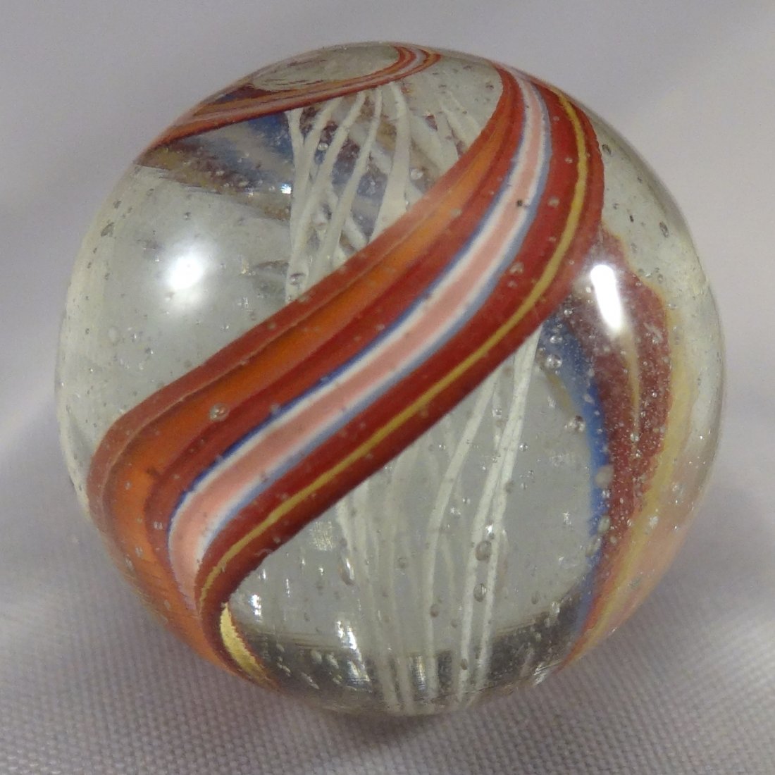 Marbles: Lot 213.  SWIRL, Latticinio Core. Mint (9.8). (1 of 6)