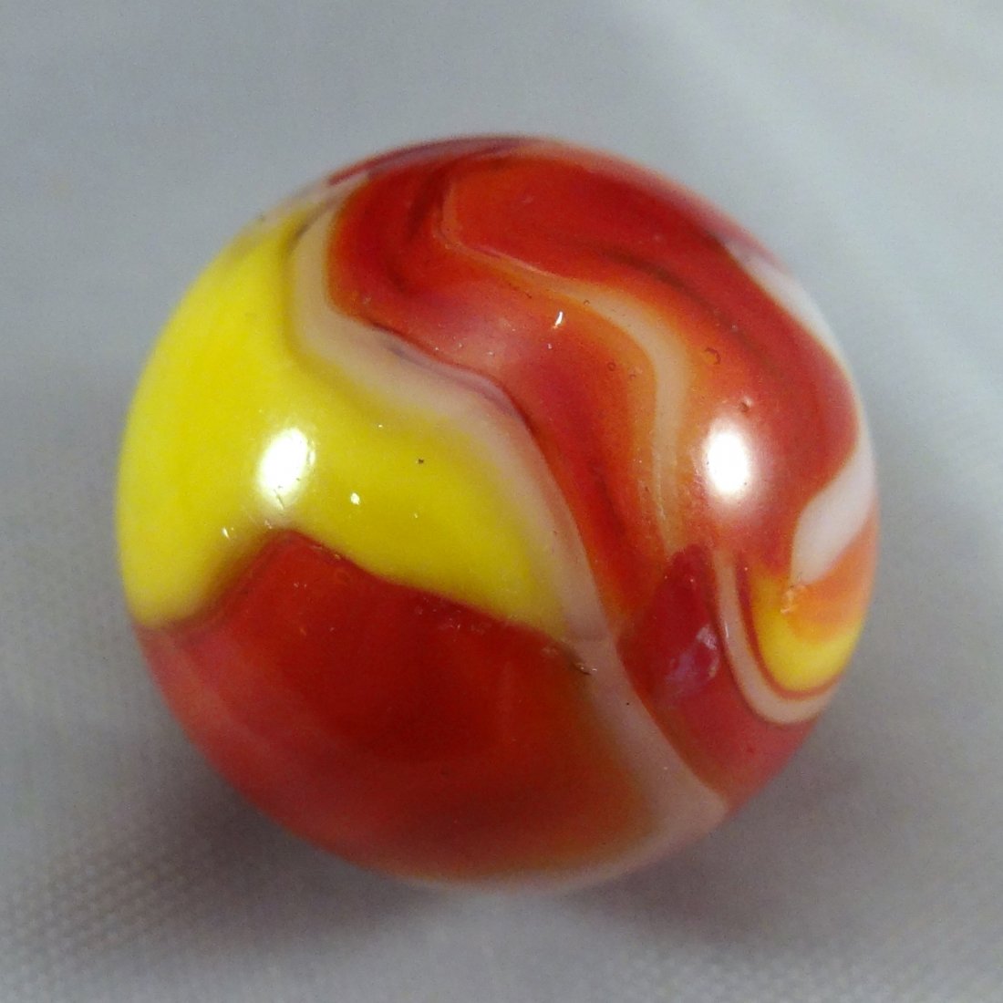 . Peltier Glass. Ketchup and Mustard. 5/8". M 9.9 (1 of 4)