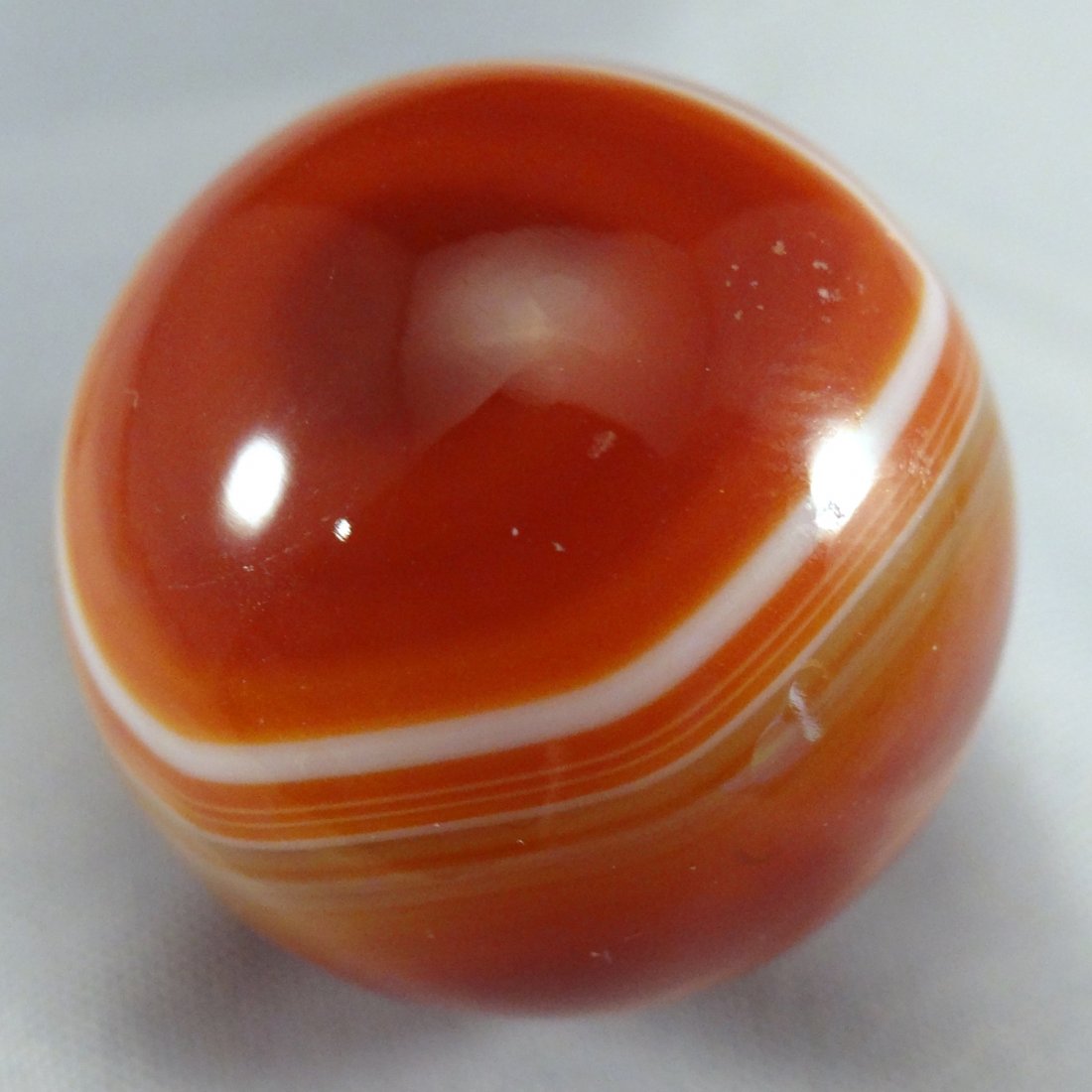 . Handcut Agate. 29/32". M 9.9 (1 of 4)