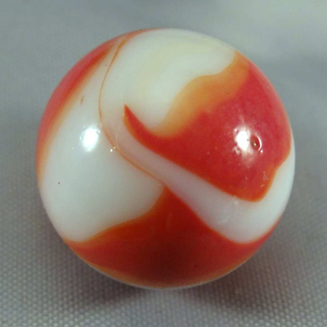 . Peltier Glass. Red Zebra. 5/8". M 9.7 (1 of 4)