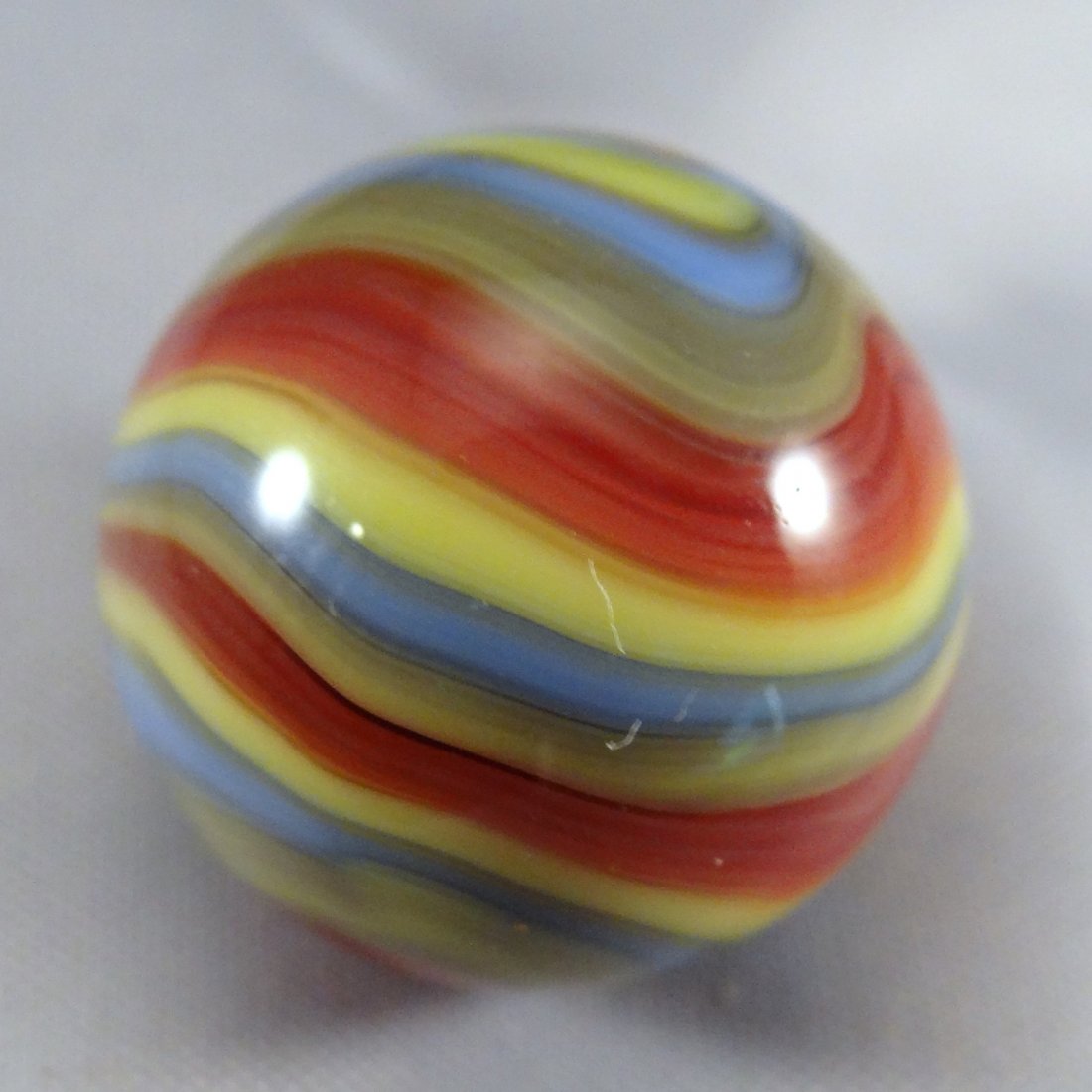 . Akro Agate Company. Corkscrew. 23/32". M 9.8 (1 of 4)