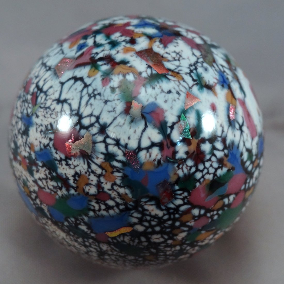 . Contemporary. Karuna Glass. 1-1/2". M 9.9 (1 of 4)